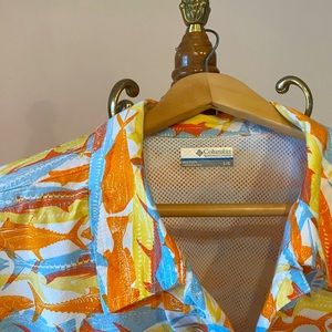 MEN’s LARGE COLUMBIA HAWAIIAN ALOHA PFG BUTTON DOWN SHIRT; SPORTFISHING PRINT;